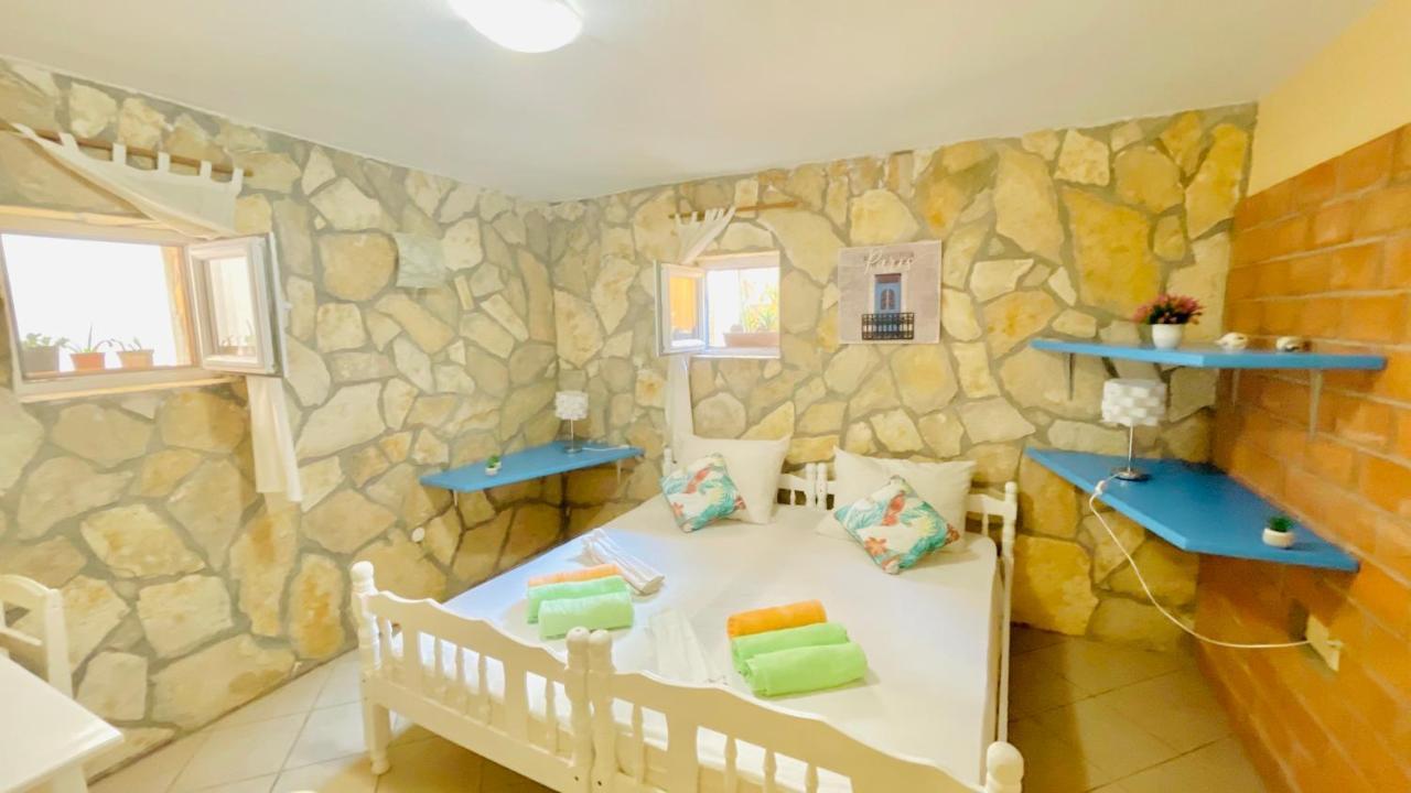 Colorful And Happy Apartment Sukosan - With Parking Eksteriør bilde