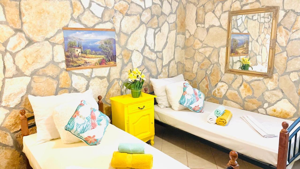 Colorful And Happy Apartment Sukosan - With Parking Eksteriør bilde